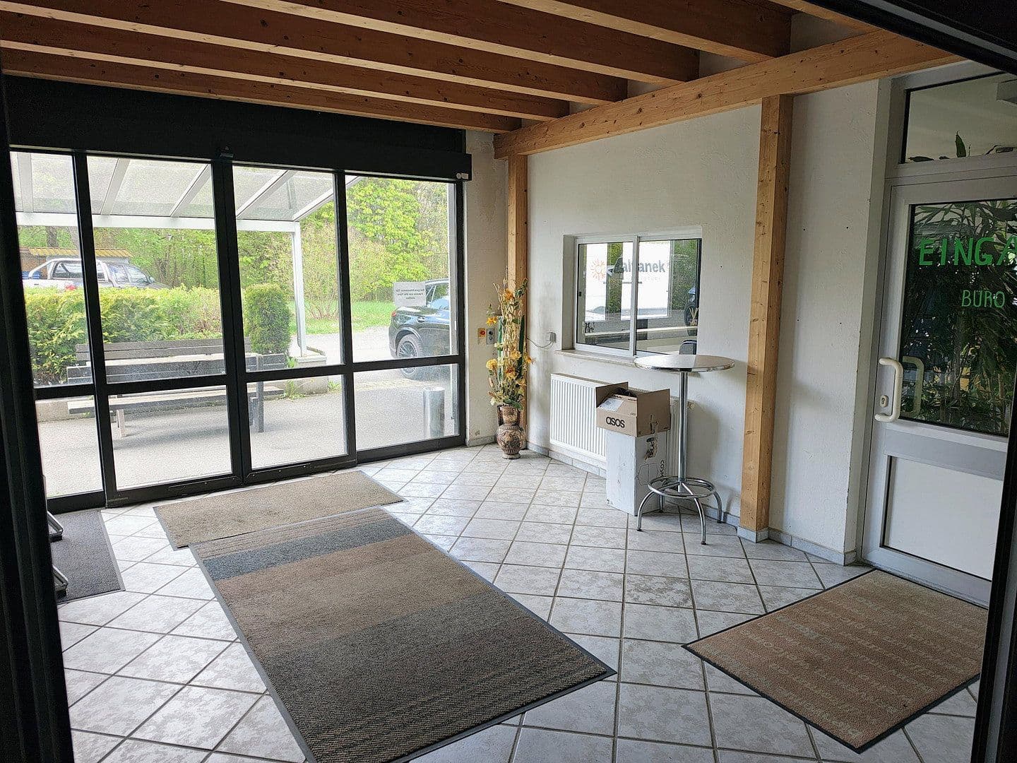 Prenájom kancelárie 210 m², Am Steinbruch 3, Gerhardshofen, Bavorsko Prenájom kancelárie 210 m², Am Steinbruch 3, Gerhardshofen, Bavorsko