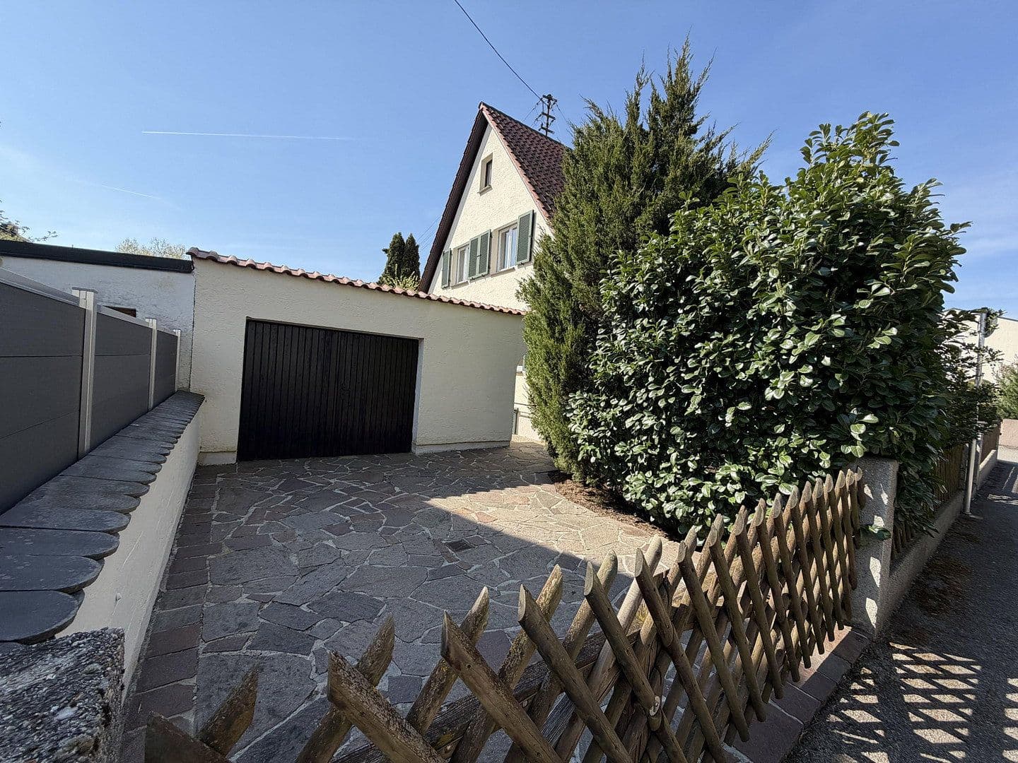 Predaj domu 140 m², pozemek 819 m², Rosenstrasse 5, Maisach, Bavorsko Predaj domu 140 m², pozemek 819 m², Rosenstrasse 5, Maisach, Bavorsko