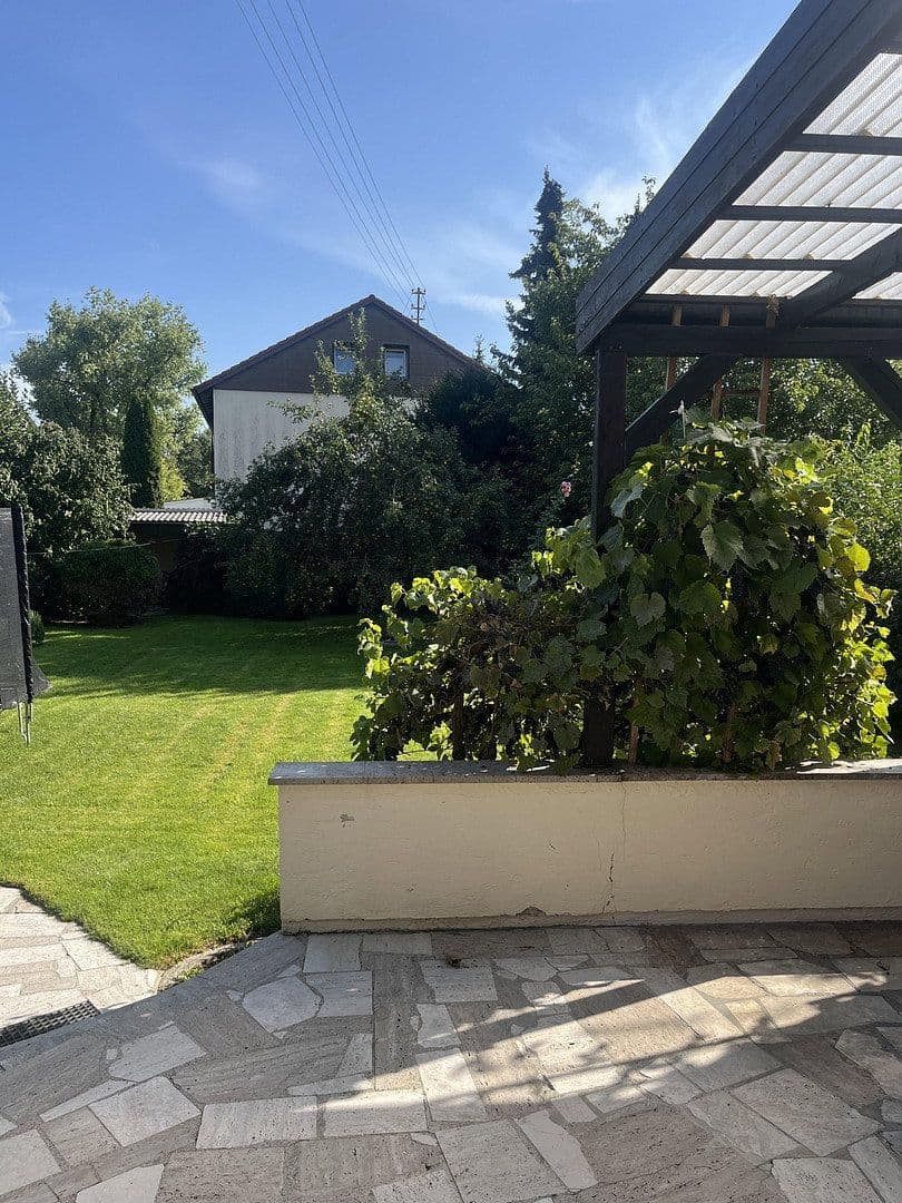 Predaj domu 140 m², pozemek 819 m², Rosenstrasse 5, Maisach, Bavorsko Predaj domu 140 m², pozemek 819 m², Rosenstrasse 5, Maisach, Bavorsko