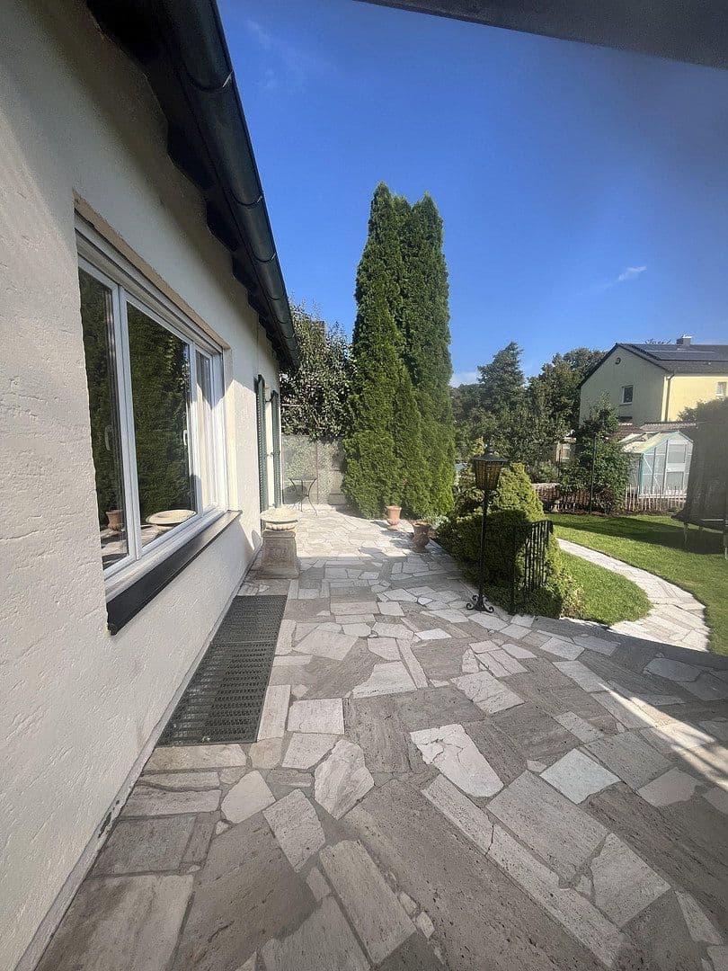 Predaj domu 140 m², pozemek 819 m², Rosenstrasse 5, Maisach, Bavorsko Predaj domu 140 m², pozemek 819 m², Rosenstrasse 5, Maisach, Bavorsko