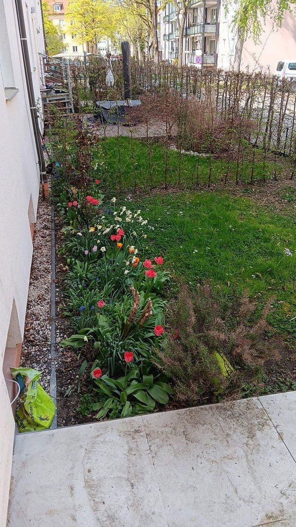 Prenájom bytu 3-izbový 94 m², Amerstorfferstr. 29, München, Bavorsko Prenájom bytu 3-izbový 94 m², Amerstorfferstr. 29, München, Bavorsko