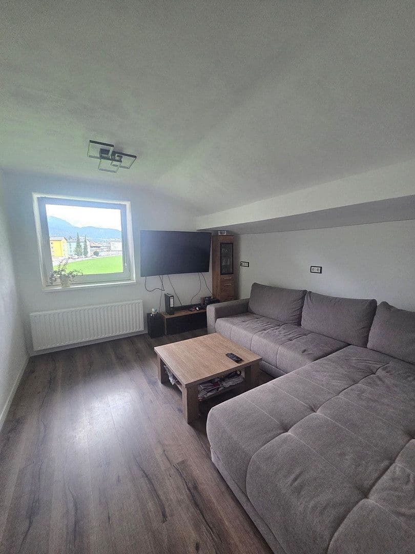 Predaj domu 220 m², pozemek 553 m², Saalfelden am Steinernen Meer, Salzbursko Predaj domu 220 m², pozemek 553 m², Saalfelden am Steinernen Meer, Salzbursko