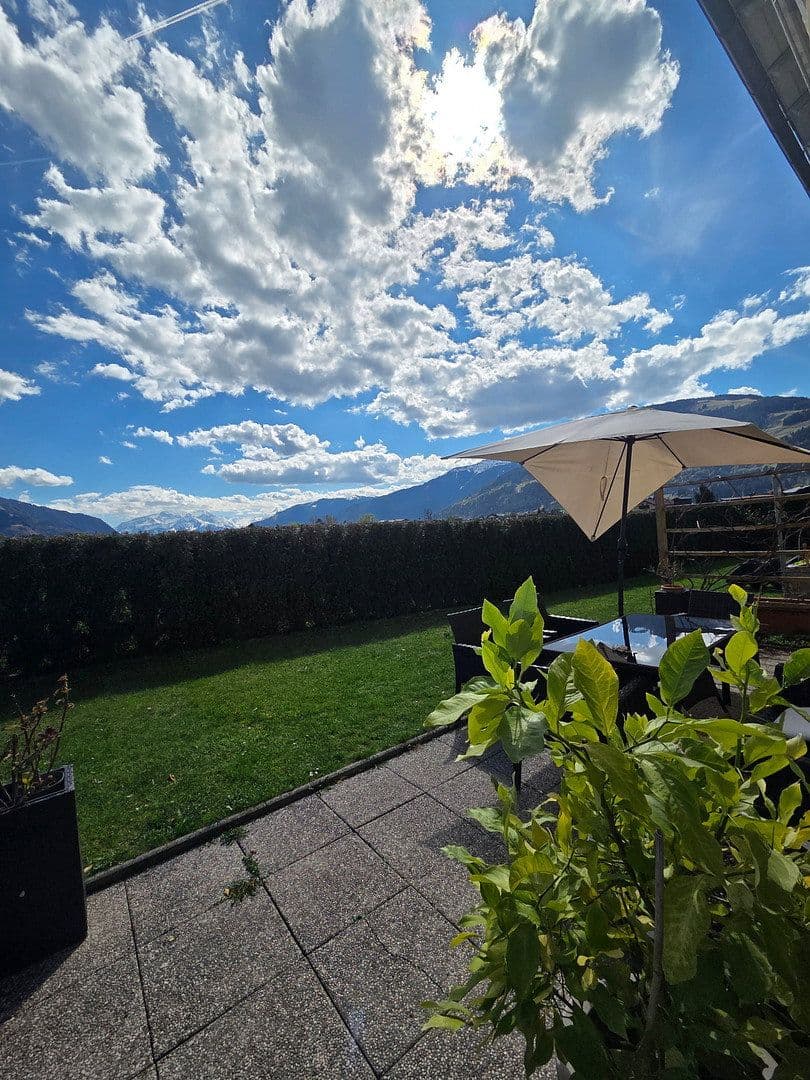 Predaj domu 220 m², pozemek 553 m², Saalfelden am Steinernen Meer, Salzbursko Predaj domu 220 m², pozemek 553 m², Saalfelden am Steinernen Meer, Salzbursko