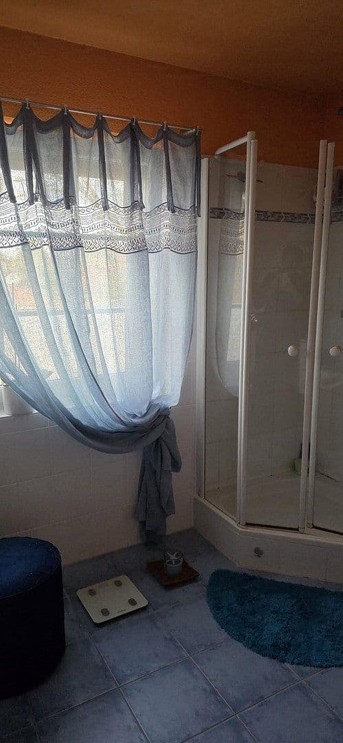 Predaj domu 134 m², pozemek 487 m², Falkensee, Brandenbursko Predaj domu 134 m², pozemek 487 m², Falkensee, Brandenbursko