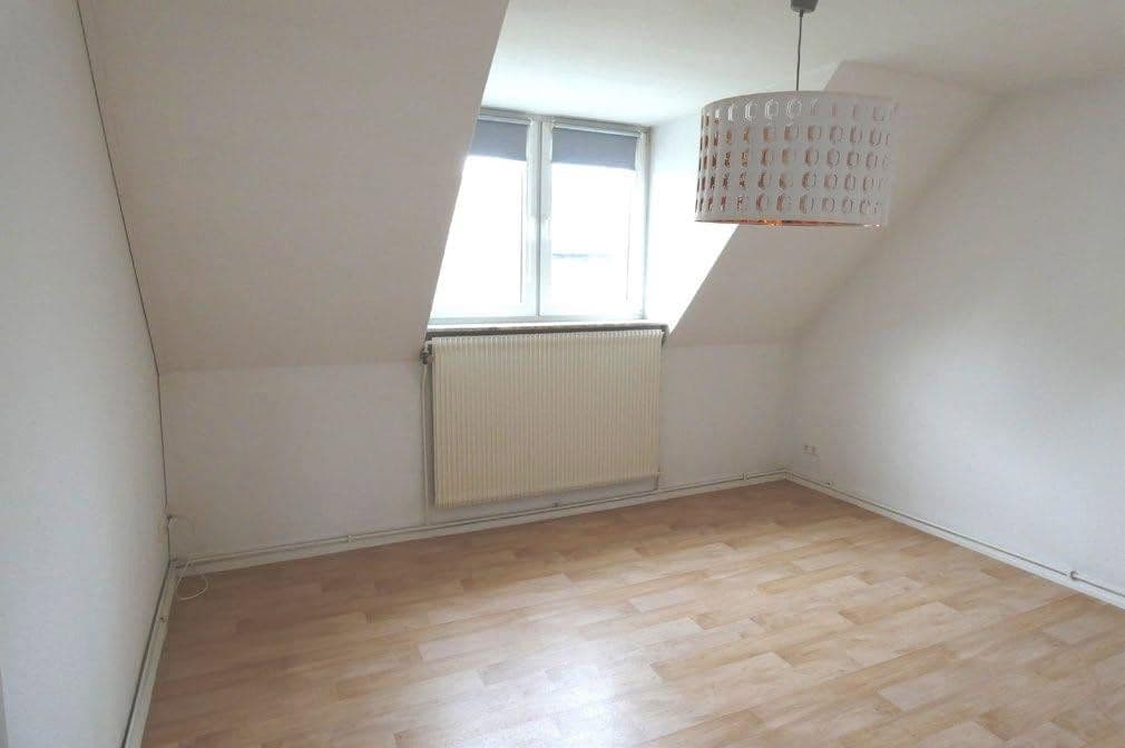 Prenájom bytu 2-izbový 46 m², Bürgermeister-smidt-strasse 37, Bremerhaven, Brémy Prenájom bytu 2-izbový 46 m², Bürgermeister-smidt-strasse 37, Bremerhaven, Brémy