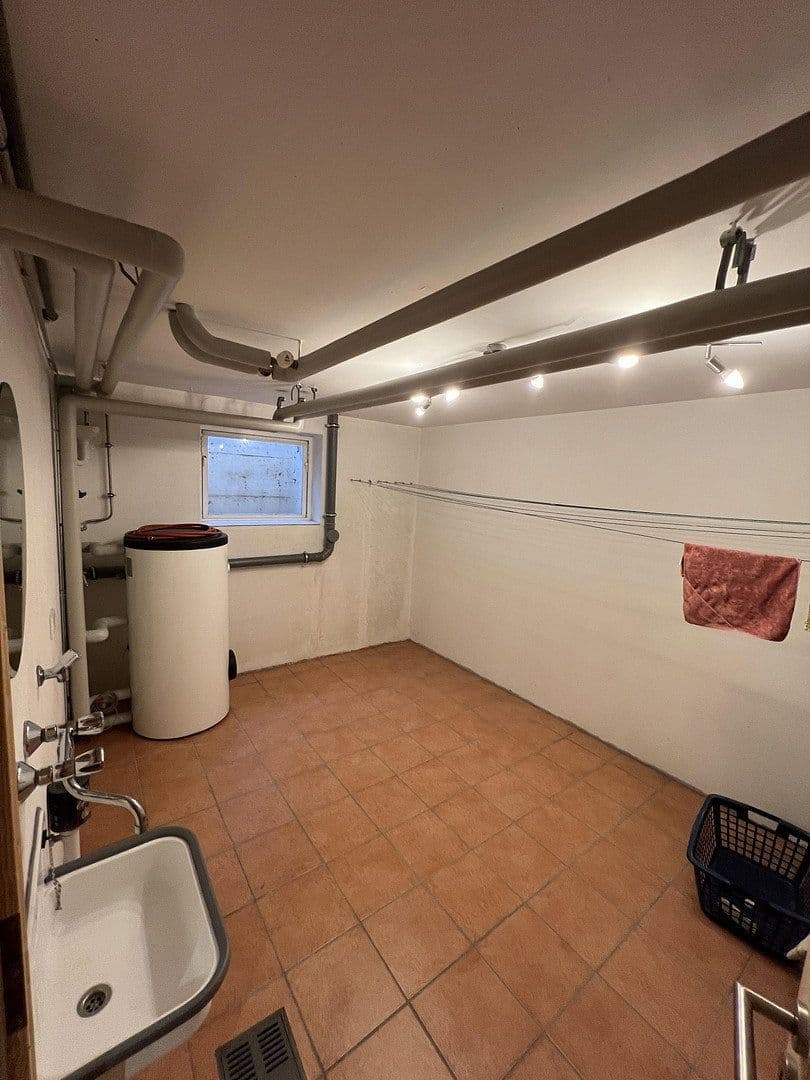 Predaj domu 110 m², pozemek 363 m², Lehmgrubenweg 13, Germaringen, Bavorsko Predaj domu 110 m², pozemek 363 m², Lehmgrubenweg 13, Germaringen, Bavorsko