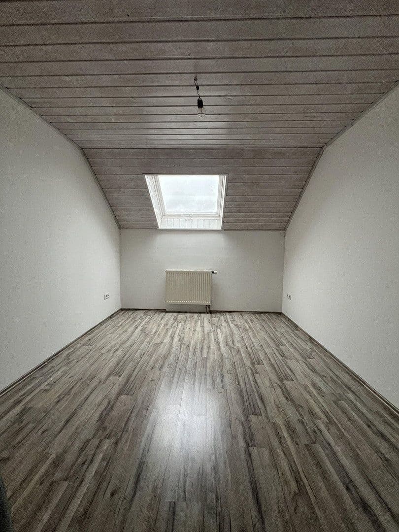 Predaj domu 110 m², pozemek 363 m², Lehmgrubenweg 13, Germaringen, Bavorsko Predaj domu 110 m², pozemek 363 m², Lehmgrubenweg 13, Germaringen, Bavorsko