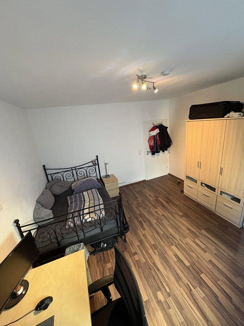 Prenájom bytu 3-izbový 18 m², Veielbrunnenweg 84, Stuttgart, Bádensko-Wurttembersko Prenájom bytu 3-izbový 18 m², Veielbrunnenweg 84, Stuttgart, Bádensko-Wurttembersko