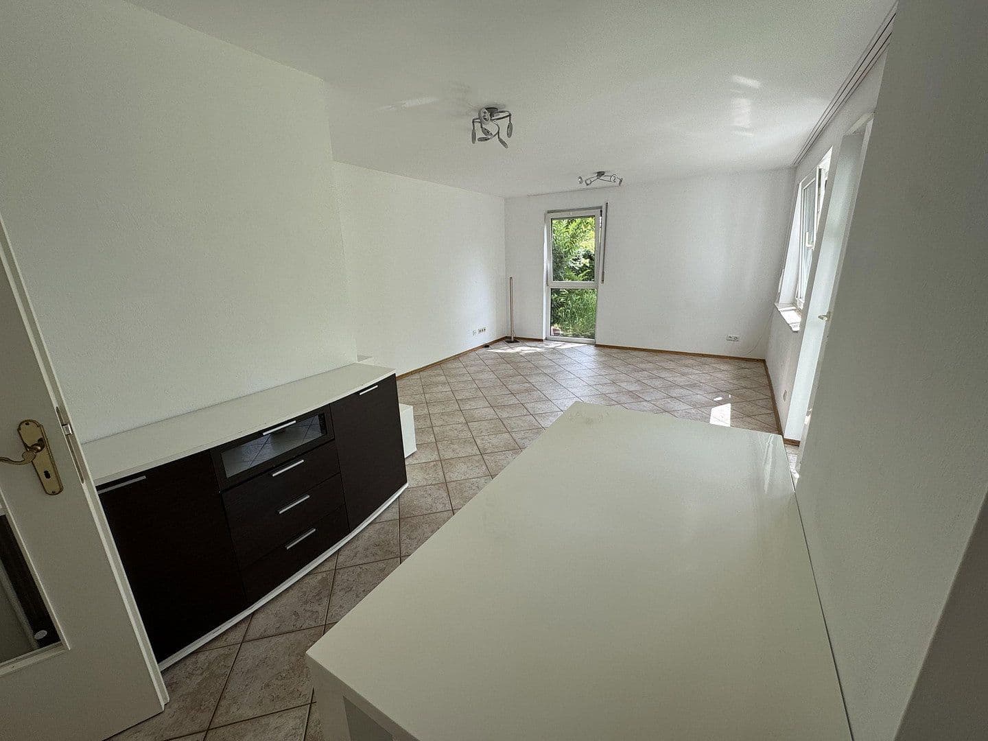 Prenájom bytu 1-izbový 32 m², Unterföhring, Bavorsko Prenájom bytu 1-izbový 32 m², Unterföhring, Bavorsko