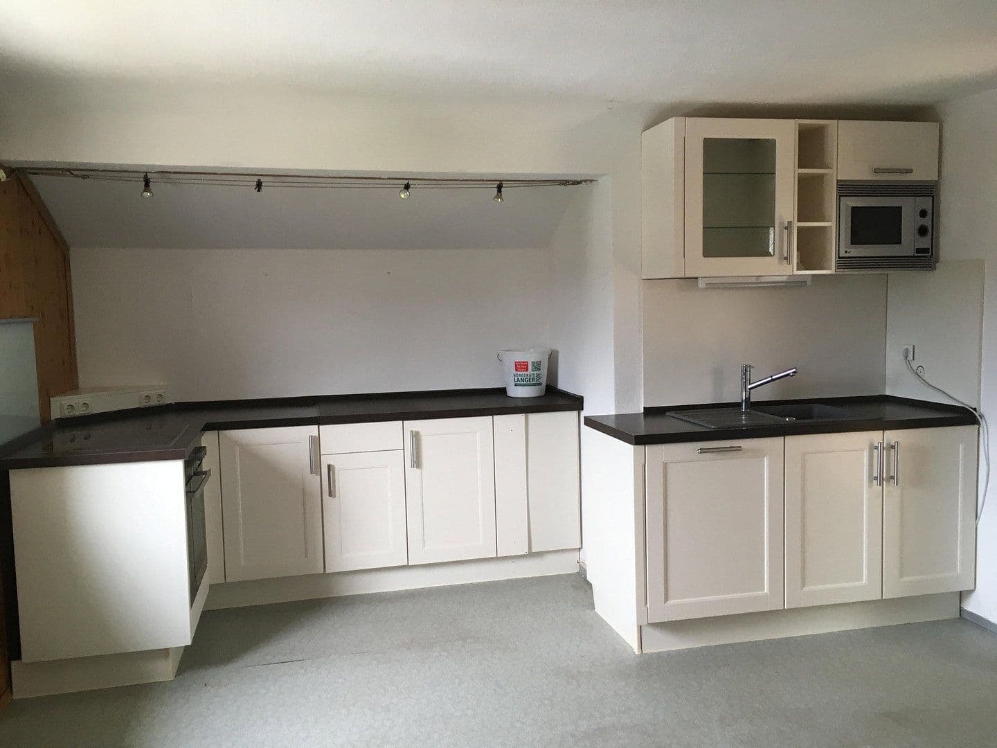 Predaj domu 264 m², pozemek 907 m², Eichstätt, Bavorsko Predaj domu 264 m², pozemek 907 m², Eichstätt, Bavorsko