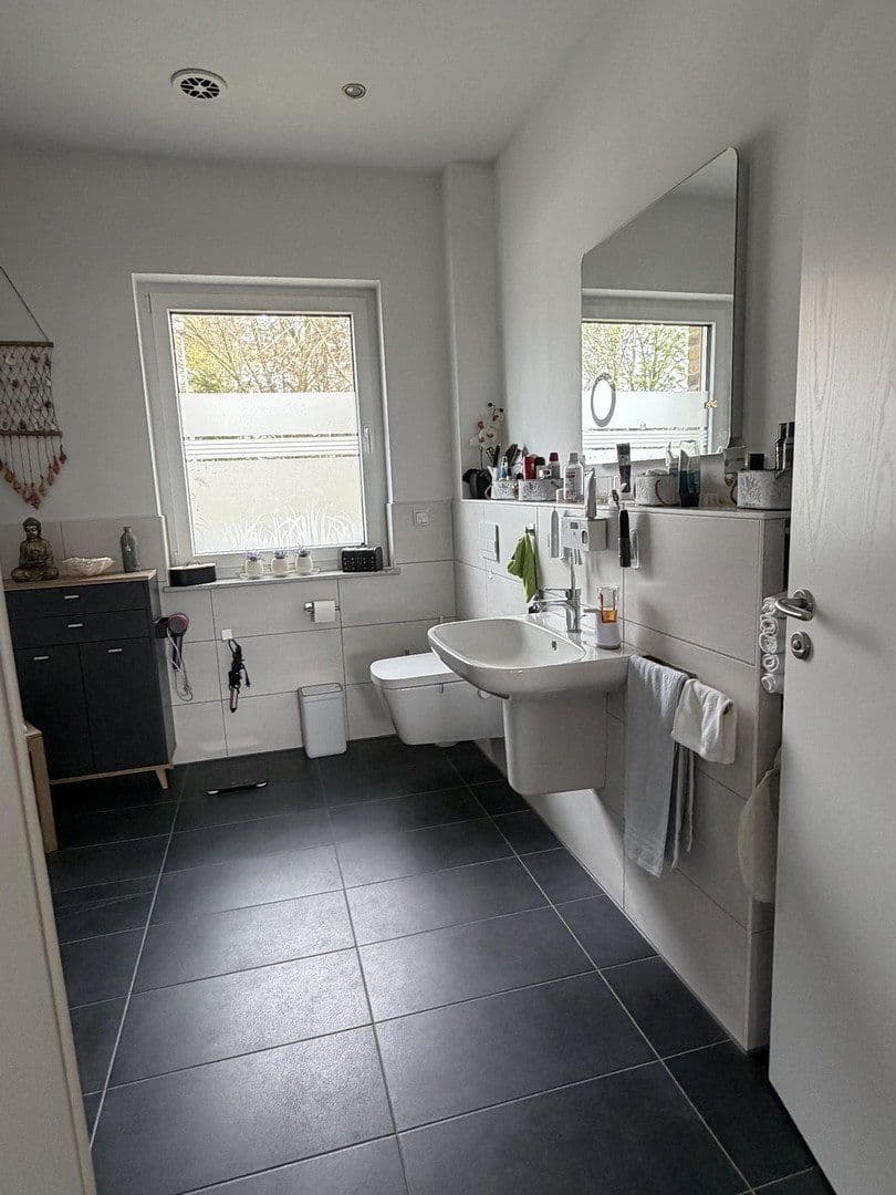 Predaj domu 125 m², pozemek 1.028 m², Neuenkirchen, Dolné Sasko Predaj domu 125 m², pozemek 1.028 m², Neuenkirchen, Dolné Sasko