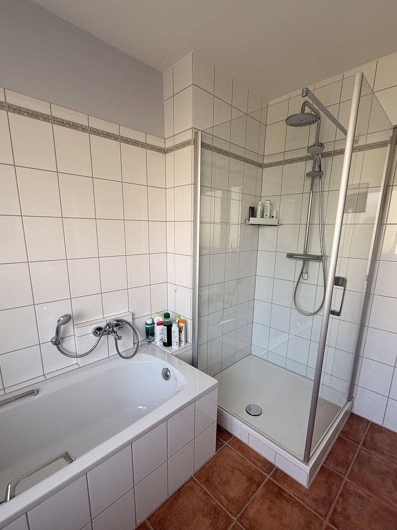 Predaj domu 166 m², pozemek 279 m², Bonn, Severné Porýnie - Westfálsko Predaj domu 166 m², pozemek 279 m², Bonn, Severné Porýnie - Westfálsko