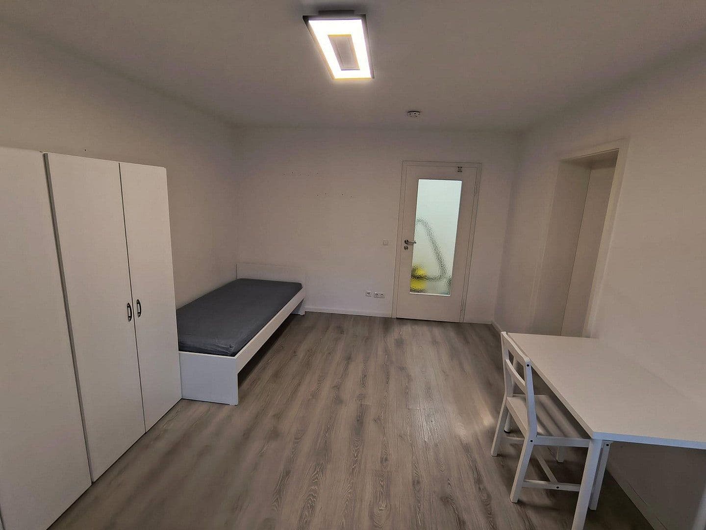 Prenájom bytu 50 m², Forstenrieder Allee 2, München, Bavorsko Prenájom bytu 50 m², Forstenrieder Allee 2, München, Bavorsko