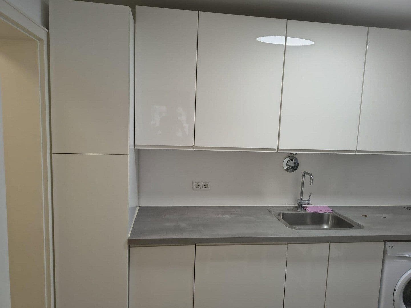 Prenájom bytu 50 m², Forstenrieder Allee 2, München, Bavorsko Prenájom bytu 50 m², Forstenrieder Allee 2, München, Bavorsko