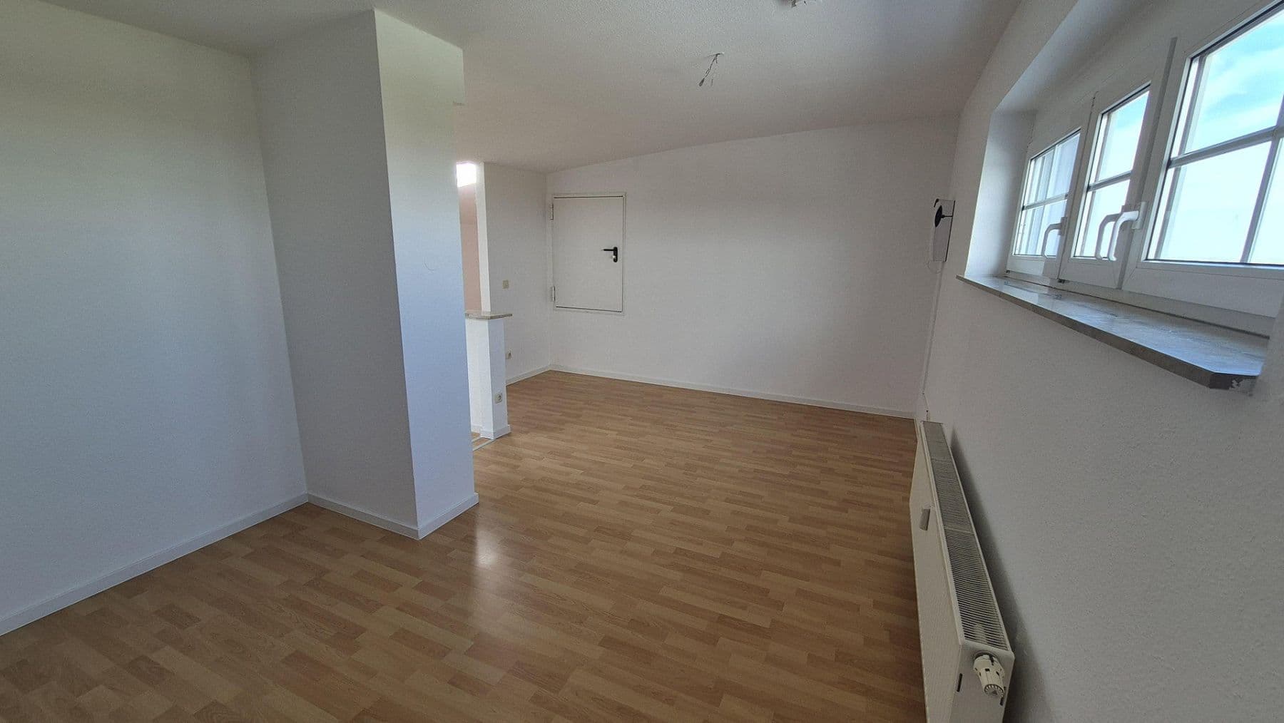 Prenájom bytu 4-izbový 86 m², Am Rebstock 12, Kabelsketal, Sasko-Anhaltsko Prenájom bytu 4-izbový 86 m², Am Rebstock 12, Kabelsketal, Sasko-Anhaltsko