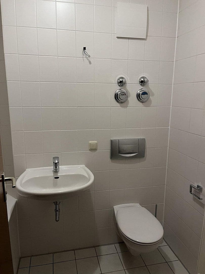Prenájom bytu 4-izbový 86 m², Am Rebstock 12, Kabelsketal, Sasko-Anhaltsko Prenájom bytu 4-izbový 86 m², Am Rebstock 12, Kabelsketal, Sasko-Anhaltsko