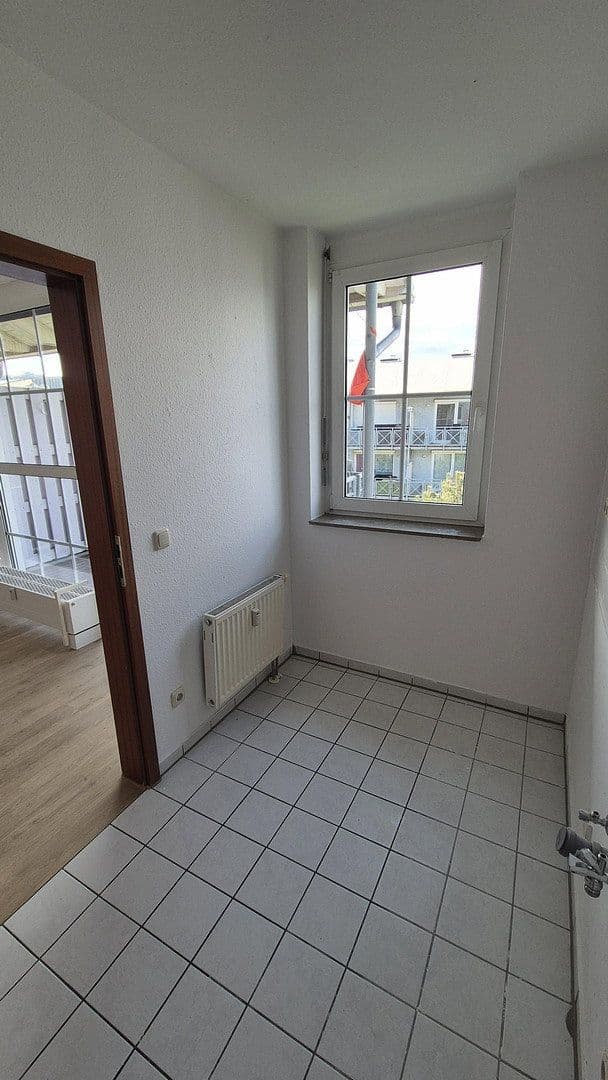 Prenájom bytu 4-izbový 86 m², Am Rebstock 12, Kabelsketal, Sasko-Anhaltsko Prenájom bytu 4-izbový 86 m², Am Rebstock 12, Kabelsketal, Sasko-Anhaltsko