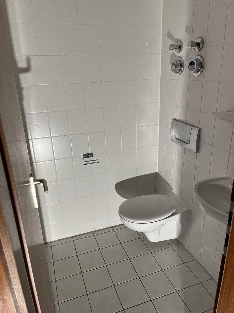 Prenájom bytu 4-izbový 86 m², Am Rebstock 12, Kabelsketal, Sasko-Anhaltsko Prenájom bytu 4-izbový 86 m², Am Rebstock 12, Kabelsketal, Sasko-Anhaltsko