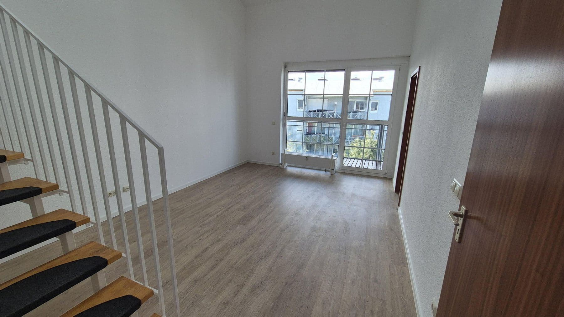 Prenájom bytu 4-izbový 86 m², Am Rebstock 12, Kabelsketal, Sasko-Anhaltsko Prenájom bytu 4-izbový 86 m², Am Rebstock 12, Kabelsketal, Sasko-Anhaltsko