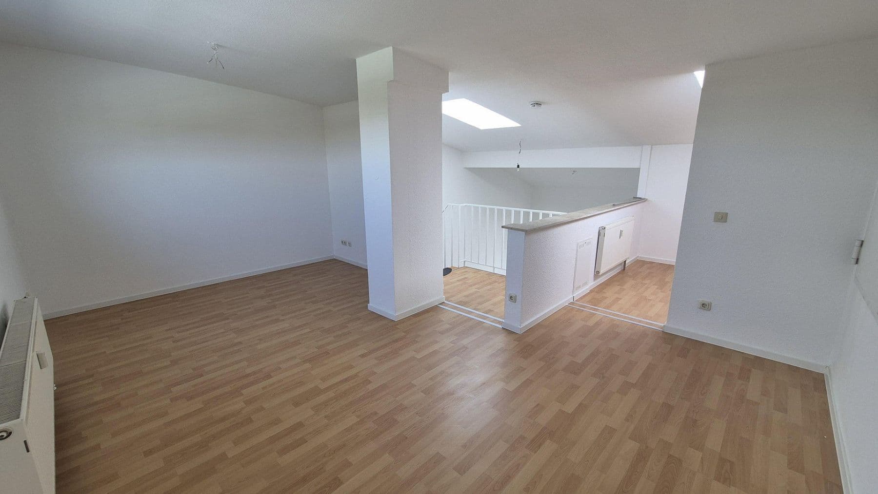 Prenájom bytu 4-izbový 86 m², Am Rebstock 12, Kabelsketal, Sasko-Anhaltsko Prenájom bytu 4-izbový 86 m², Am Rebstock 12, Kabelsketal, Sasko-Anhaltsko