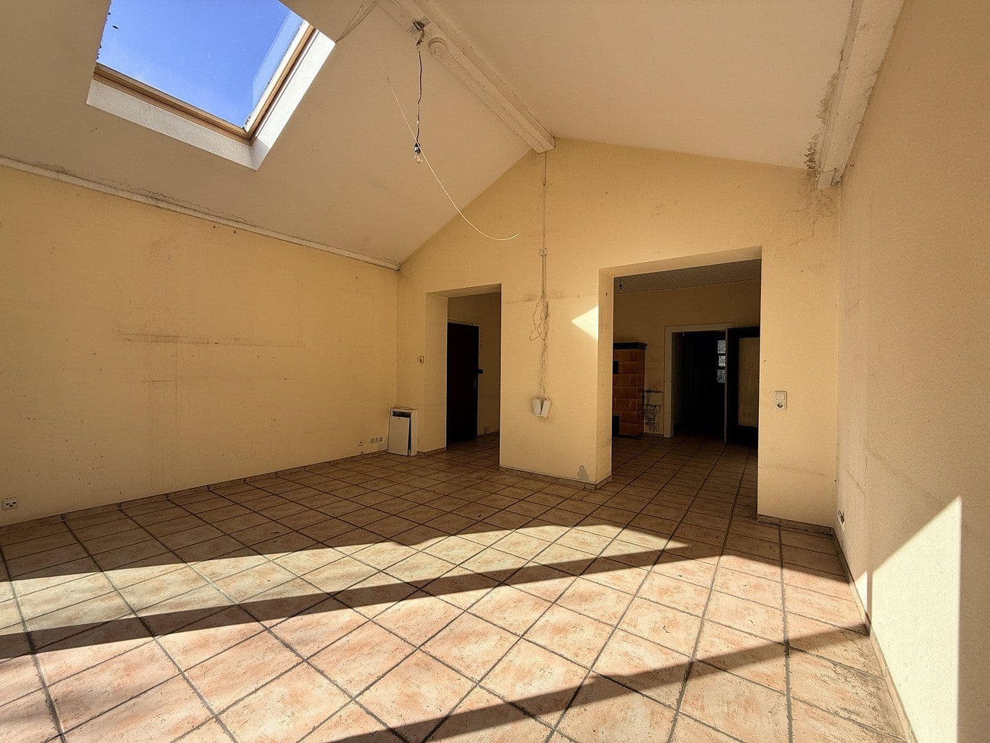 Predaj domu 155 m², pozemek 354 m², Iserlohner Straße 39, Köln, Severné Porýnie - Westfálsko Predaj domu 155 m², pozemek 354 m², Iserlohner Straße 39, Köln, Severné Porýnie - Westfálsko