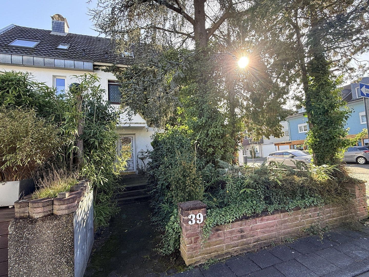 Predaj domu 155 m², pozemek 354 m², Iserlohner Straße 39, Köln, Severné Porýnie - Westfálsko Predaj domu 155 m², pozemek 354 m², Iserlohner Straße 39, Köln, Severné Porýnie - Westfálsko