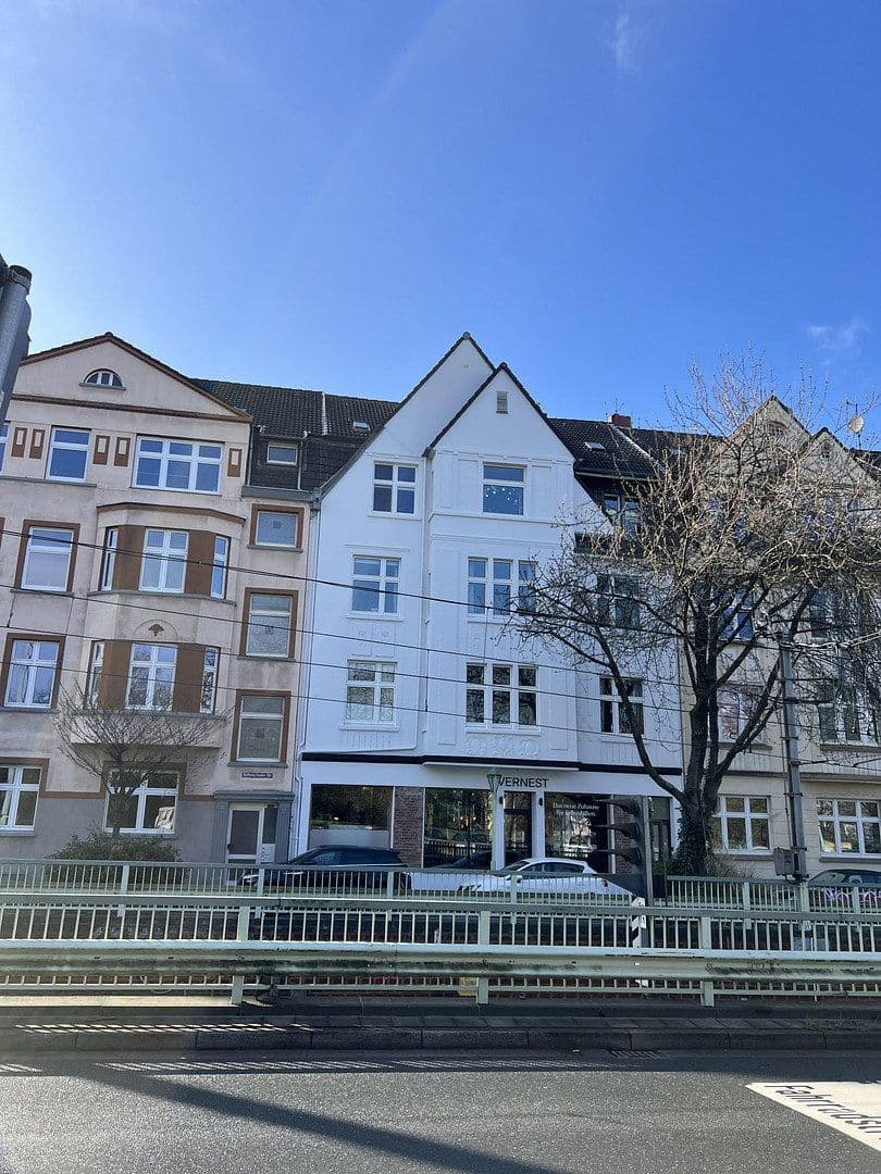 Prenájom bytu 1-izbový 40 m², Rüttenscheider Straße 256, Essen, Severné Porýnie - Westfálsko Prenájom bytu 1-izbový 40 m², Rüttenscheider Straße 256, Essen, Severné Porýnie - Westfálsko