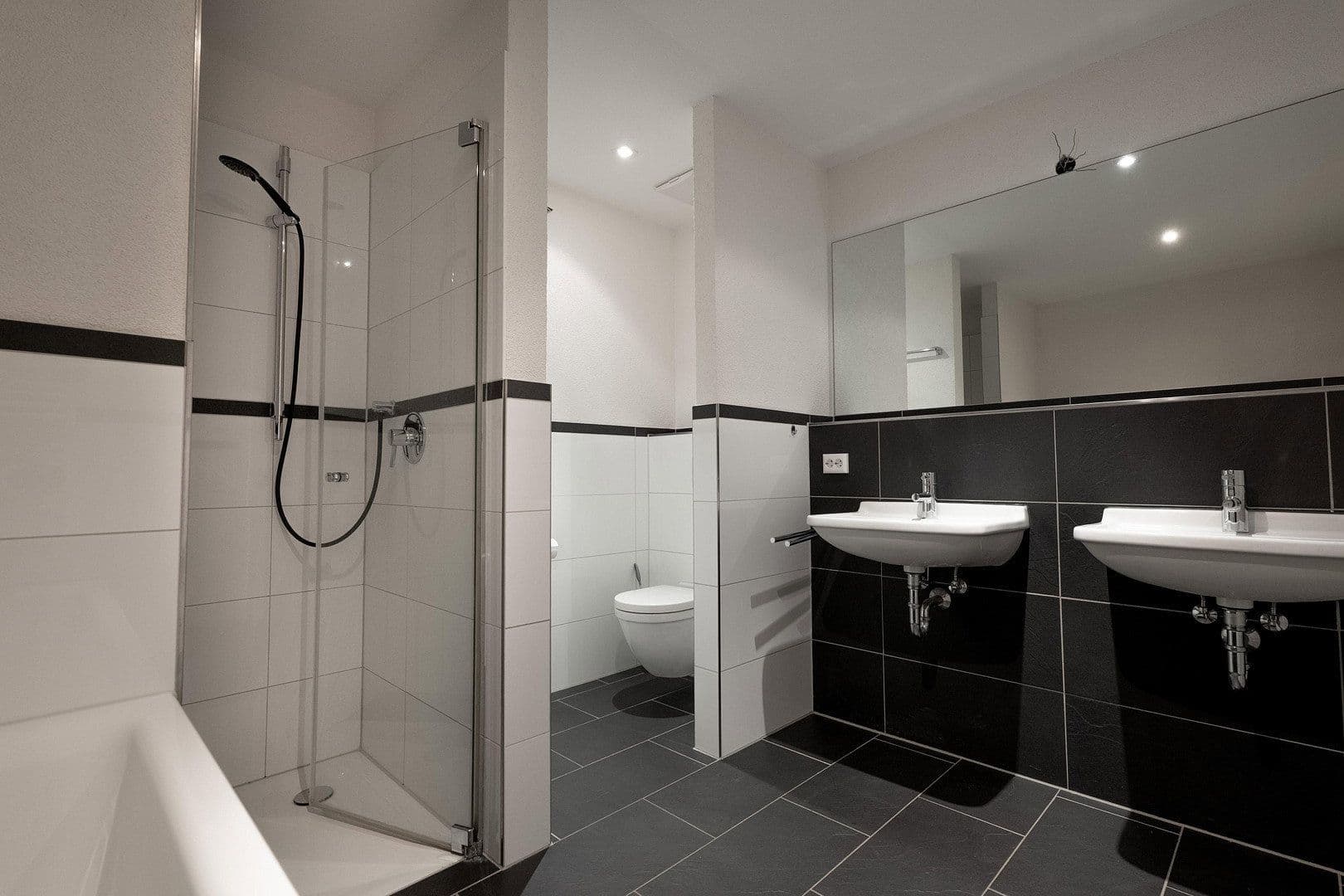 Prenájom bytu 3-izbový 96 m², Lahr/Schwarzwald, Bádensko-Wurttembersko Prenájom bytu 3-izbový 96 m², Lahr/Schwarzwald, Bádensko-Wurttembersko