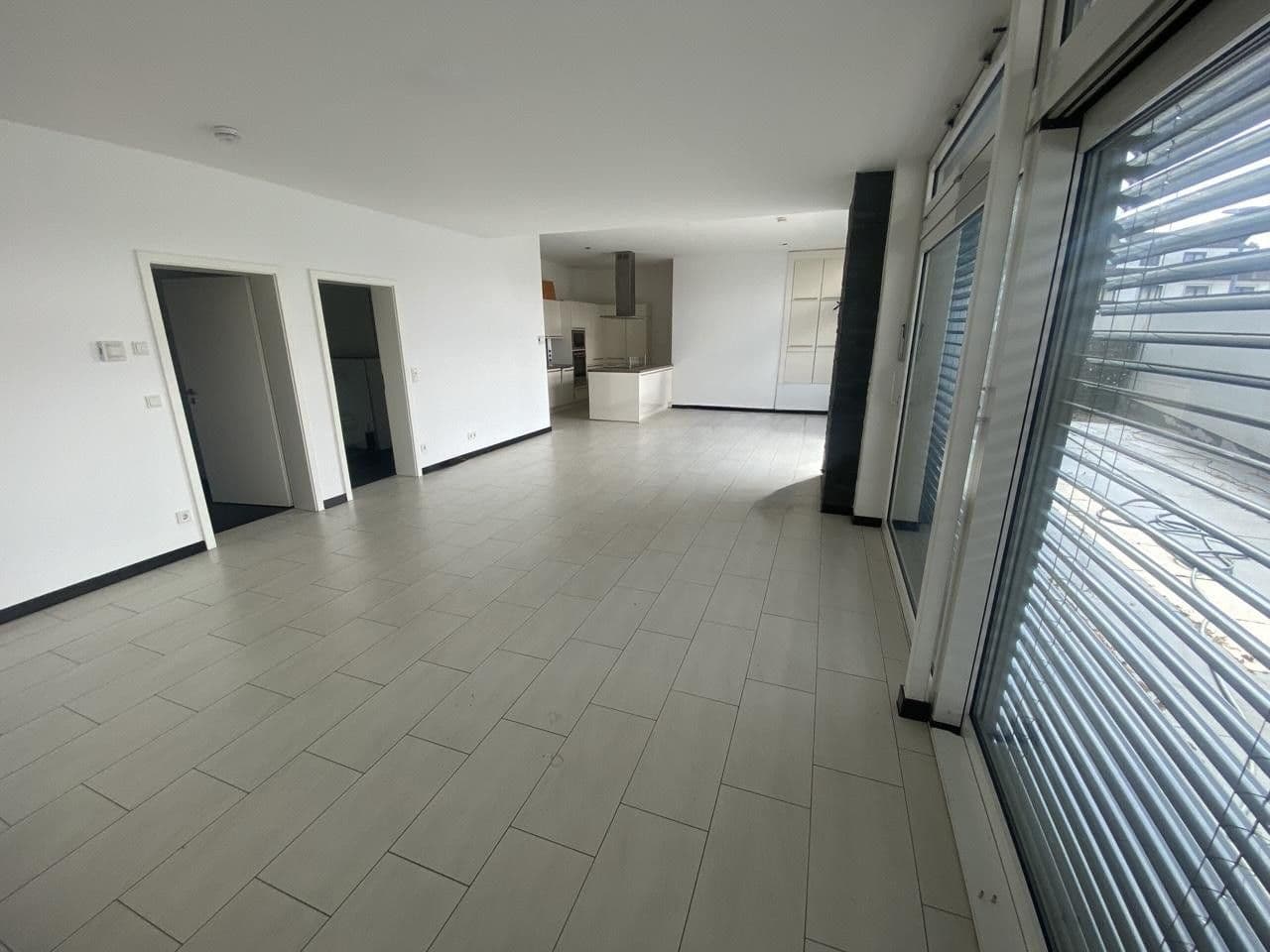 Predaj domu 496 m², pozemek 715 m², Bergisch Gladbach, Severné Porýnie - Westfálsko Predaj domu 496 m², pozemek 715 m², Bergisch Gladbach, Severné Porýnie - Westfálsko