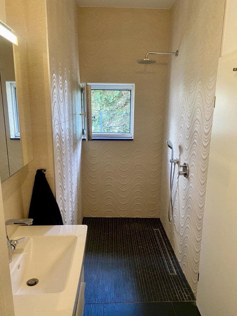 Predaj domu 496 m², pozemek 715 m², Bergisch Gladbach, Severné Porýnie - Westfálsko Predaj domu 496 m², pozemek 715 m², Bergisch Gladbach, Severné Porýnie - Westfálsko