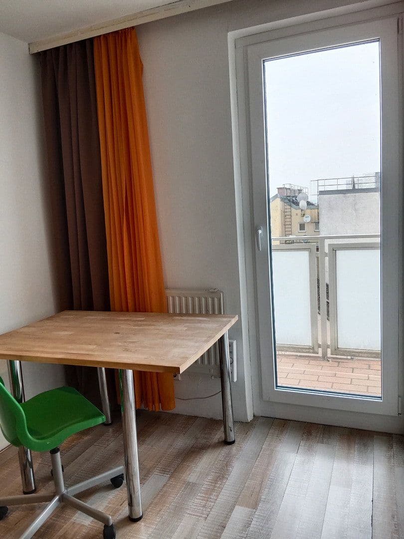 Prenájom bytu 6-izbový 114 m², Columbusgasse 55, Wien, Viedeň Prenájom bytu 6-izbový 114 m², Columbusgasse 55, Wien, Viedeň