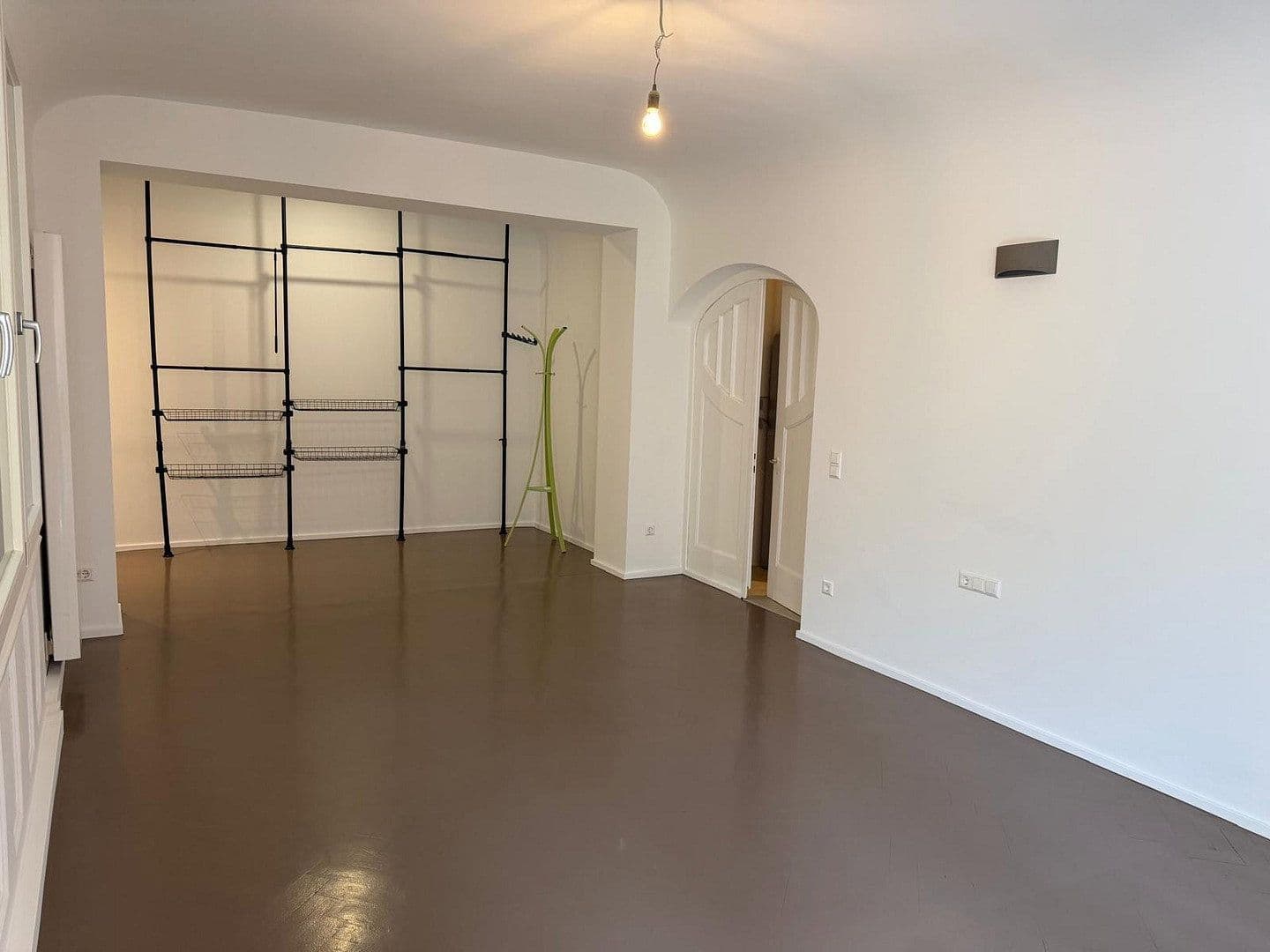 Prenájom bytu 2-izbový 70 m², Schickhardtstr. 47, Stuttgart, Bádensko-Wurttembersko Prenájom bytu 2-izbový 70 m², Schickhardtstr. 47, Stuttgart, Bádensko-Wurttembersko