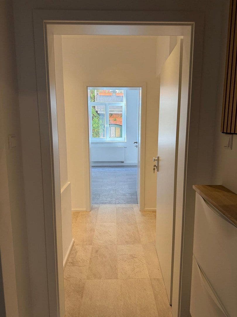 Prenájom bytu 2-izbový 70 m², Schickhardtstr. 47, Stuttgart, Bádensko-Wurttembersko Prenájom bytu 2-izbový 70 m², Schickhardtstr. 47, Stuttgart, Bádensko-Wurttembersko