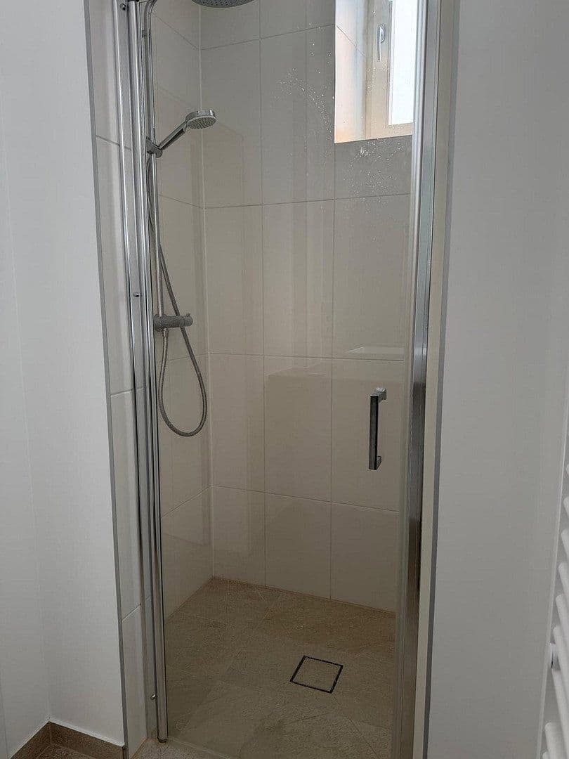 Prenájom bytu 2-izbový 70 m², Schickhardtstr. 47, Stuttgart, Bádensko-Wurttembersko Prenájom bytu 2-izbový 70 m², Schickhardtstr. 47, Stuttgart, Bádensko-Wurttembersko