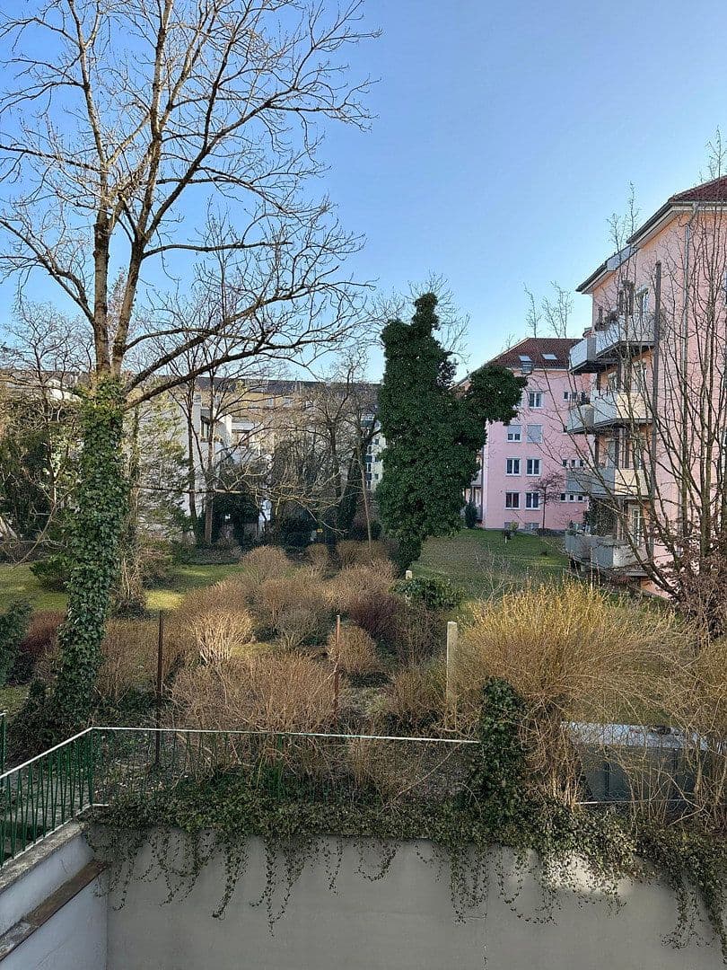 Prenájom bytu 1-izbový 90 m², Hörwarthstr, München, Bavorsko Prenájom bytu 1-izbový 90 m², Hörwarthstr, München, Bavorsko