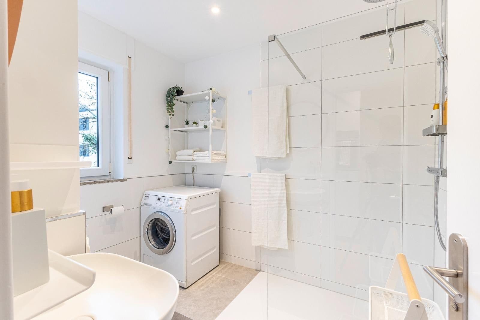 Prenájom bytu 1-izbový 43 m², Theresenstraße 6, Königstein im Taunus, Hesensko Prenájom bytu 1-izbový 43 m², Theresenstraße 6, Königstein im Taunus, Hesensko