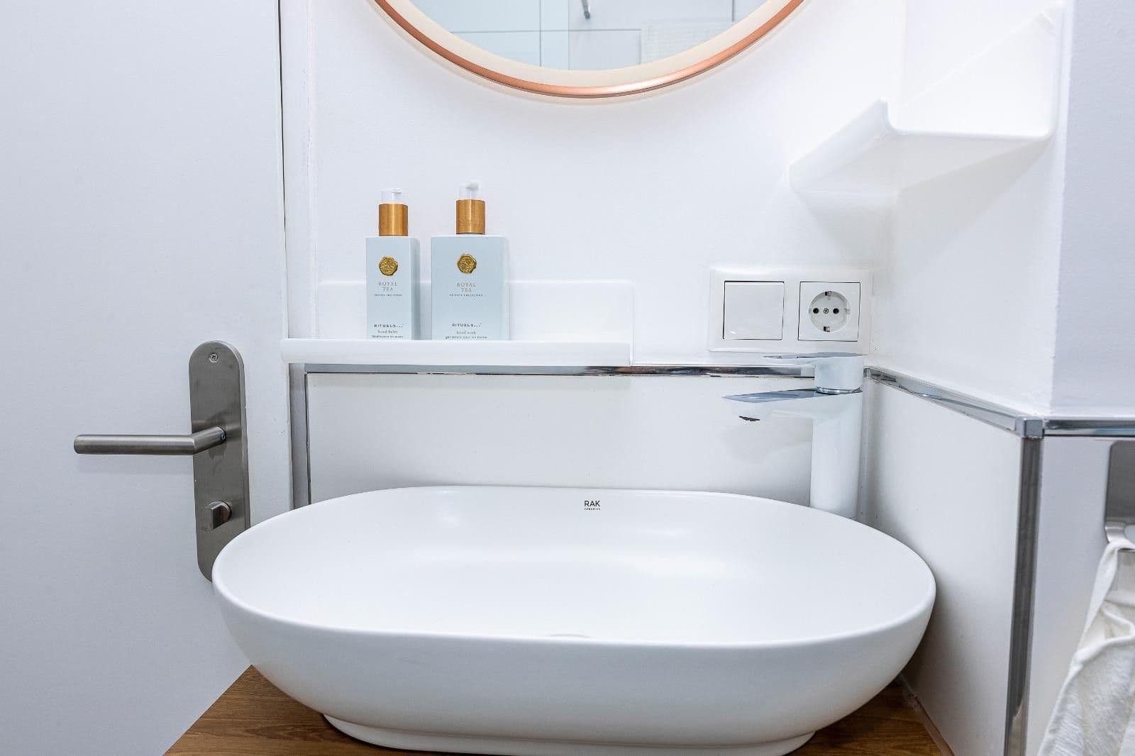 Prenájom bytu 1-izbový 43 m², Theresenstraße 6, Königstein im Taunus, Hesensko Prenájom bytu 1-izbový 43 m², Theresenstraße 6, Königstein im Taunus, Hesensko