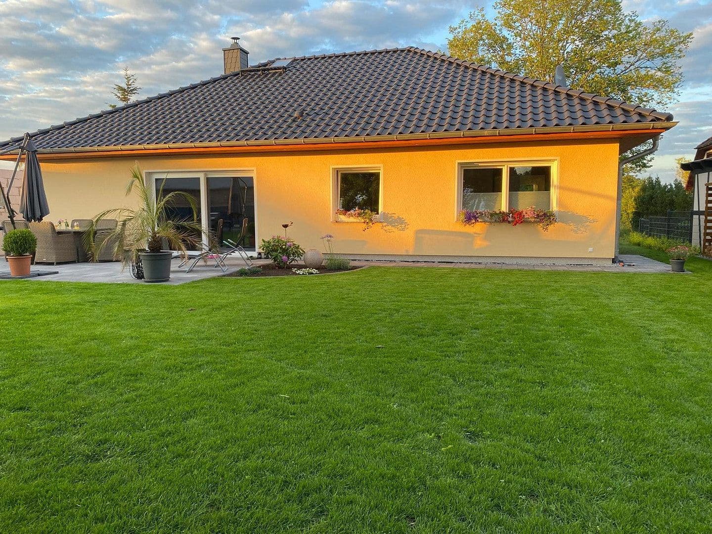 Predaj domu 118 m², pozemek 744 m², Bad Freienwalde (Oder), Brandenbursko Predaj domu 118 m², pozemek 744 m², Bad Freienwalde (Oder), Brandenbursko