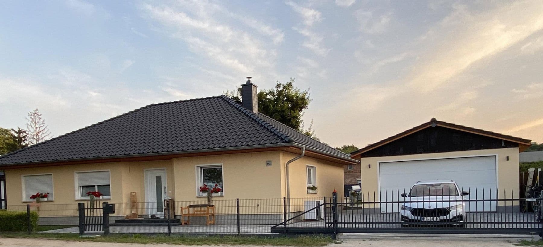Predaj domu 118 m², pozemek 744 m², Bad Freienwalde (Oder), Brandenbursko Predaj domu 118 m², pozemek 744 m², Bad Freienwalde (Oder), Brandenbursko