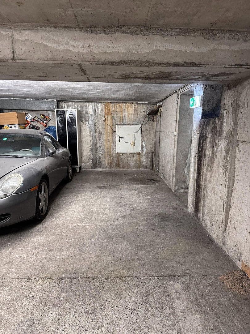 Prenájom garáže 18 m², Hauptstrasse 160, Weil am Rhein, Bádensko-Wurttembersko Prenájom garáže 18 m², Hauptstrasse 160, Weil am Rhein, Bádensko-Wurttembersko