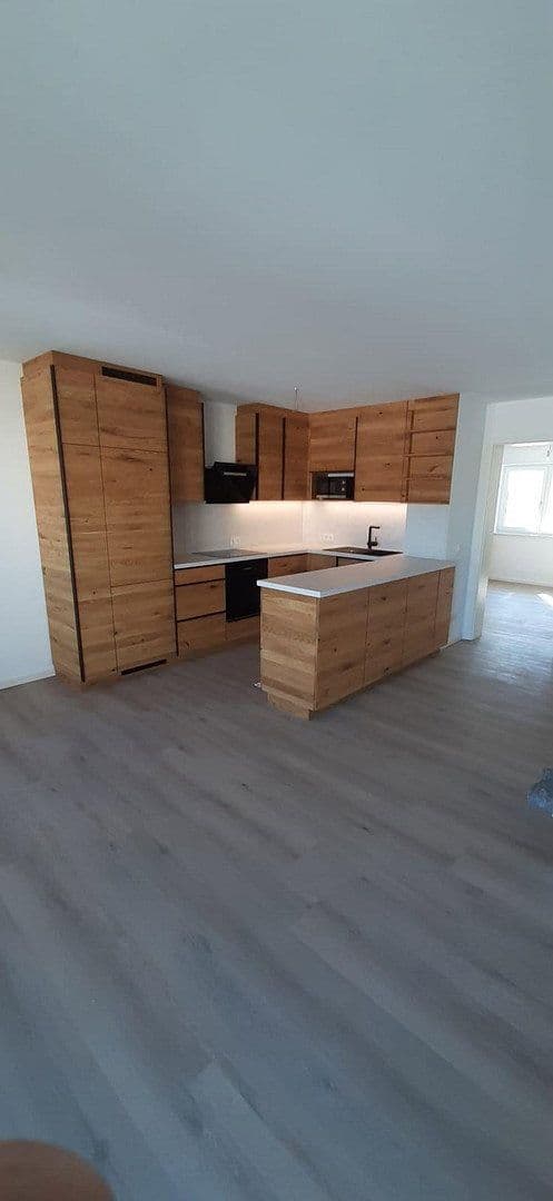 Prenájom bytu 3-izbový 75 m², Theodor-Mathieu-Straße 16, Bamberg, Bavorsko Prenájom bytu 3-izbový 75 m², Theodor-Mathieu-Straße 16, Bamberg, Bavorsko