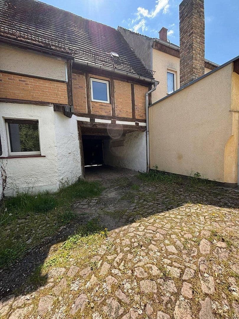 Predaj domu 276 m², pozemek 585 m², Lange Straße, Zörbig, Sasko-Anhaltsko Predaj domu 276 m², pozemek 585 m², Lange Straße, Zörbig, Sasko-Anhaltsko