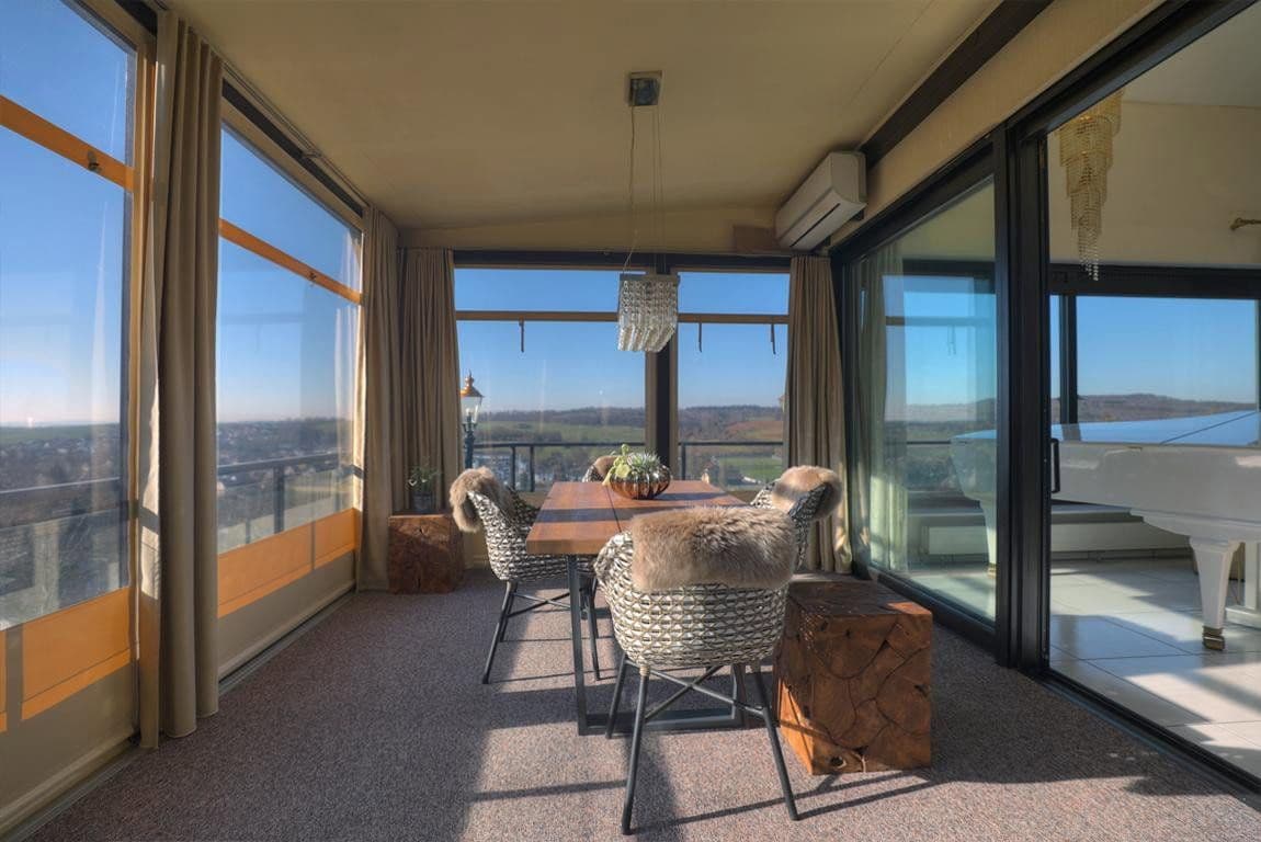 Predaj domu 332 m², pozemek 637 m², Untergruppenbach, Bádensko-Wurttembersko Predaj domu 332 m², pozemek 637 m², Untergruppenbach, Bádensko-Wurttembersko