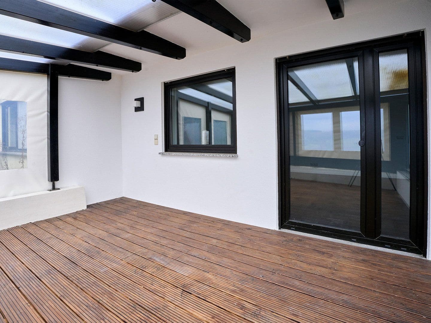 Predaj domu 332 m², pozemek 637 m², Untergruppenbach, Bádensko-Wurttembersko Predaj domu 332 m², pozemek 637 m², Untergruppenbach, Bádensko-Wurttembersko