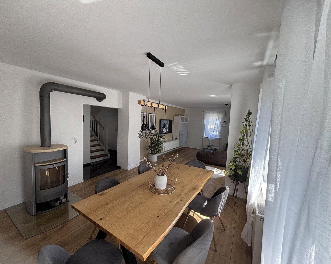 Predaj domu 148 m², pozemek 479 m², Balingen, Bádensko-Wurttembersko Predaj domu 148 m², pozemek 479 m², Balingen, Bádensko-Wurttembersko