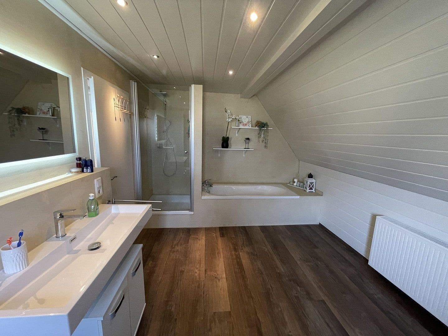 Predaj domu 148 m², pozemek 479 m², Balingen, Bádensko-Wurttembersko Predaj domu 148 m², pozemek 479 m², Balingen, Bádensko-Wurttembersko