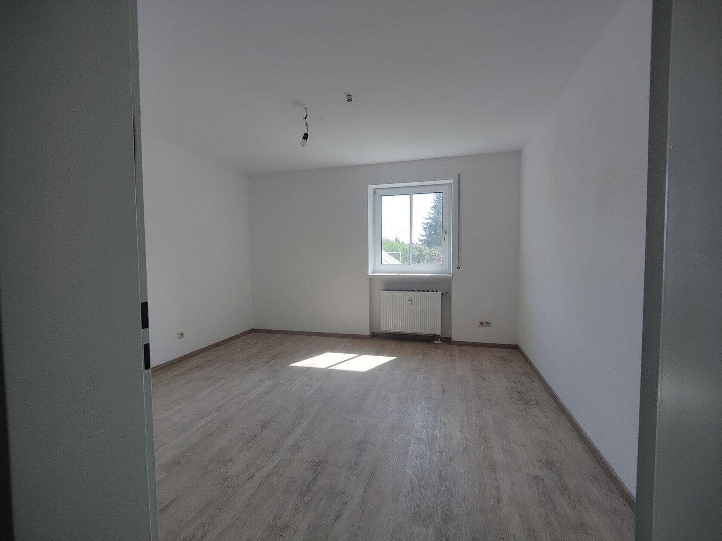 Prenájom bytu 3-izbový 85 m², Türkheim, Bavorsko Prenájom bytu 3-izbový 85 m², Türkheim, Bavorsko
