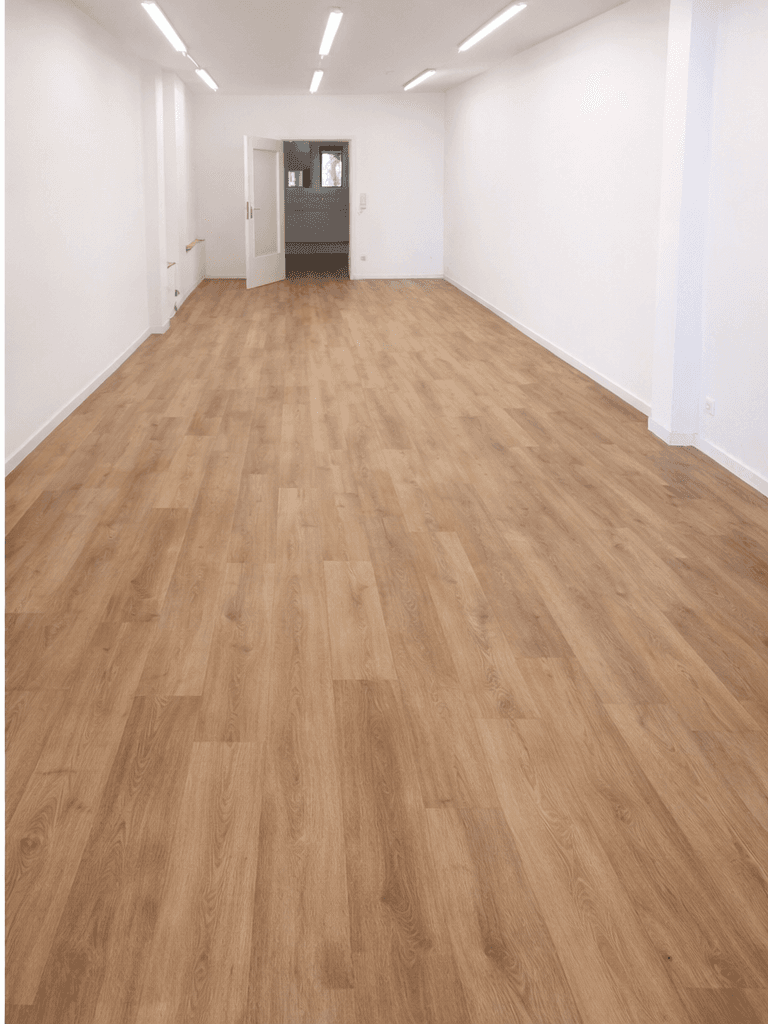 Prenájom nebytového priestoru 54 m², Bullachstraße 27, Fürstenfeldbruck, Bavorsko Prenájom nebytového priestoru 54 m², Bullachstraße 27, Fürstenfeldbruck, Bavorsko