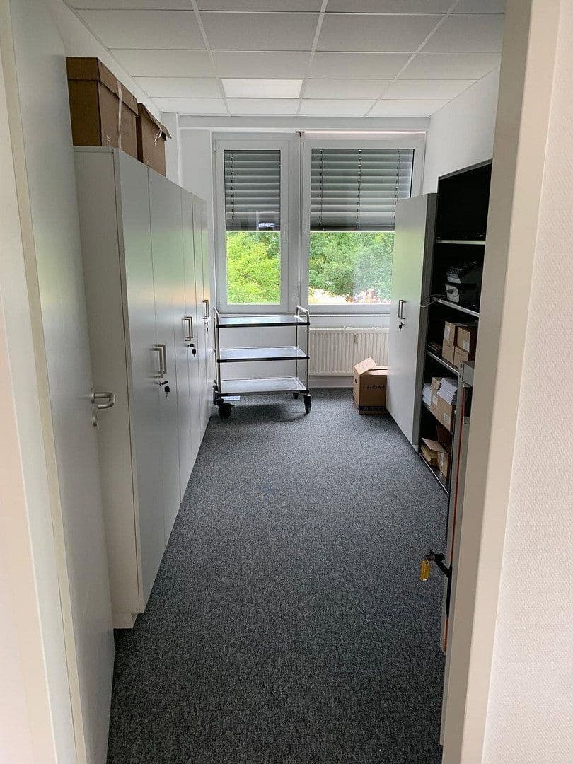 Prenájom kancelárie 265 m², Hermann-Heinrich-Gossen-Straße 3, Köln, Severné Porýnie - Westfálsko Prenájom kancelárie 265 m², Hermann-Heinrich-Gossen-Straße 3, Köln, Severné Porýnie - Westfálsko