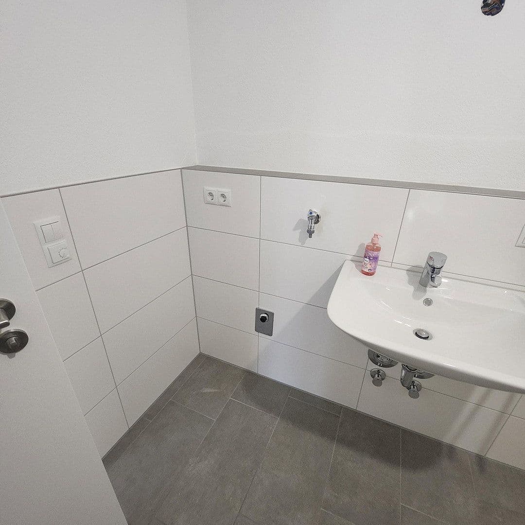 Prenájom bytu 2-izbový 58 m², Ergoldsbach, Bavorsko Prenájom bytu 2-izbový 58 m², Ergoldsbach, Bavorsko